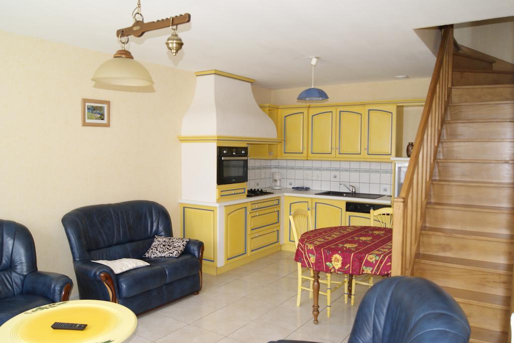 Gites De La Melautais Saint-Juvat Room photo